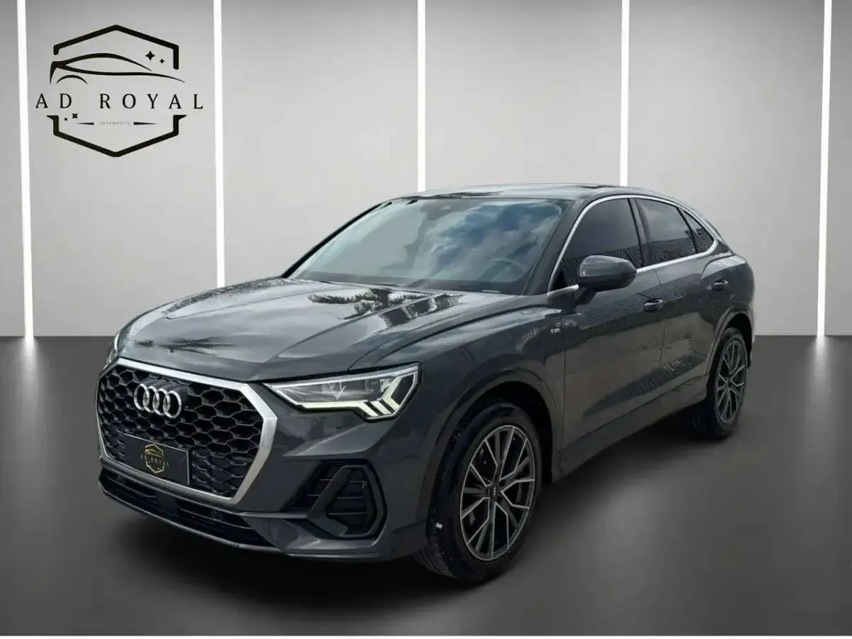 Usata Audi Q3 Sportback S-Line 150 CV (110 kW) 2021 Grigio SUV