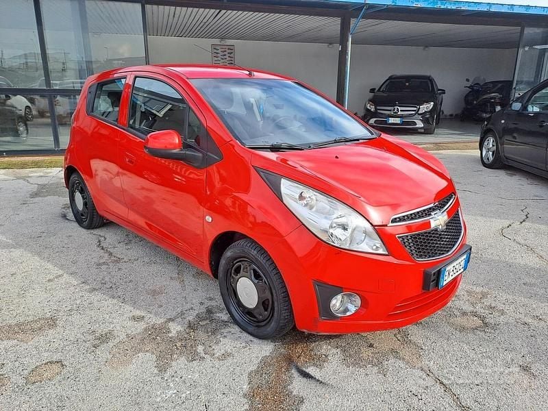Usata Chevrolet Spark 68 CV (50 kW) 2012 Rosso Utilitaria