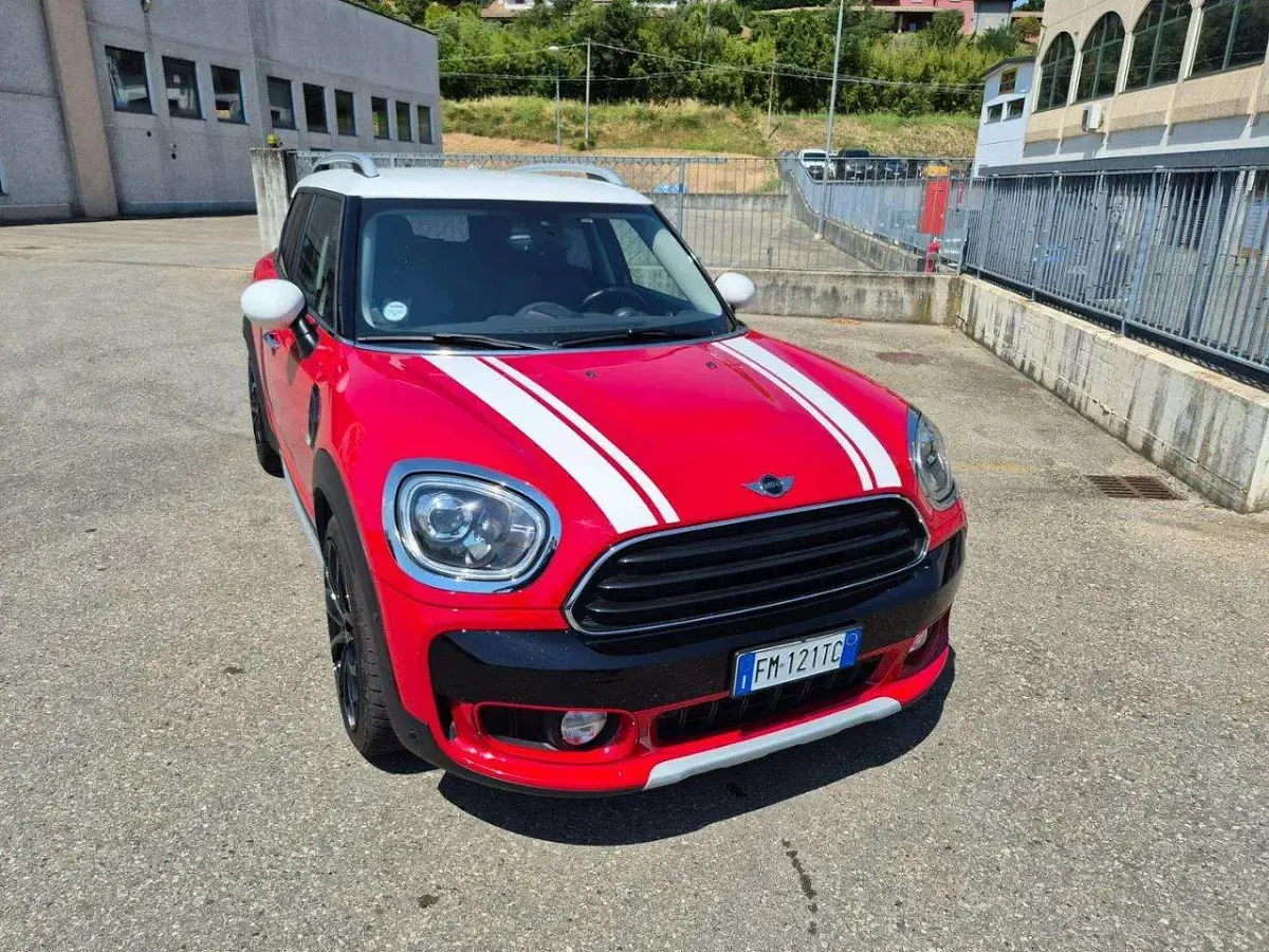 Usata Mini Cooper D Countryman Hype 150 CV (110 kW) 2018 Rosso SUV