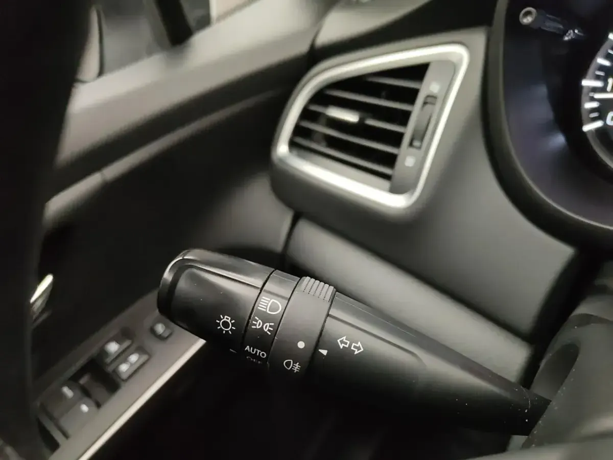Usata Suzuki SX4 2023 Bianco SUV