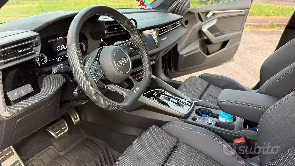 Usata Audi A3 S-Line 150 CV (110 kW) 2025 Grigio Berlina