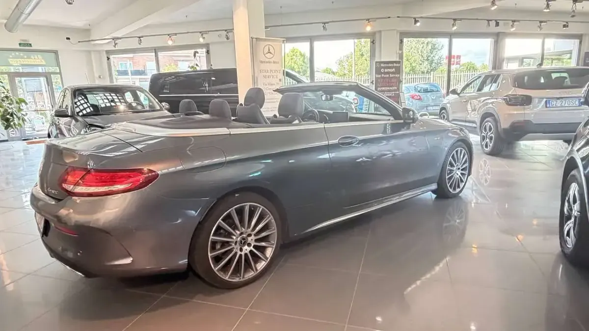 Usata Mercedes C220 Premium 170 CV (125 kW) 2018 Grigio Cabrio