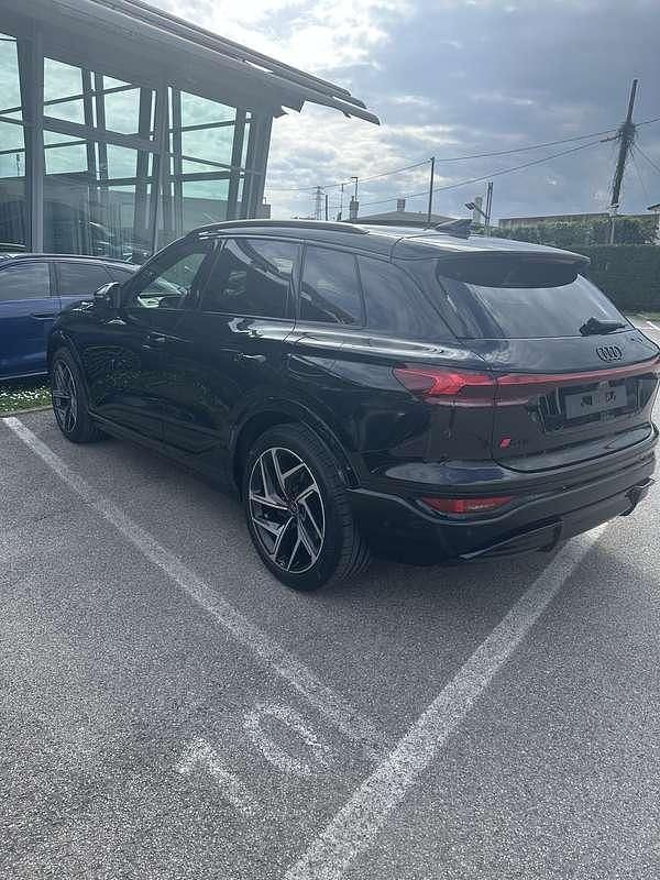 Usata Audi SQ6 e-tron Sport 119 kW (163 CV) 2025 SUV