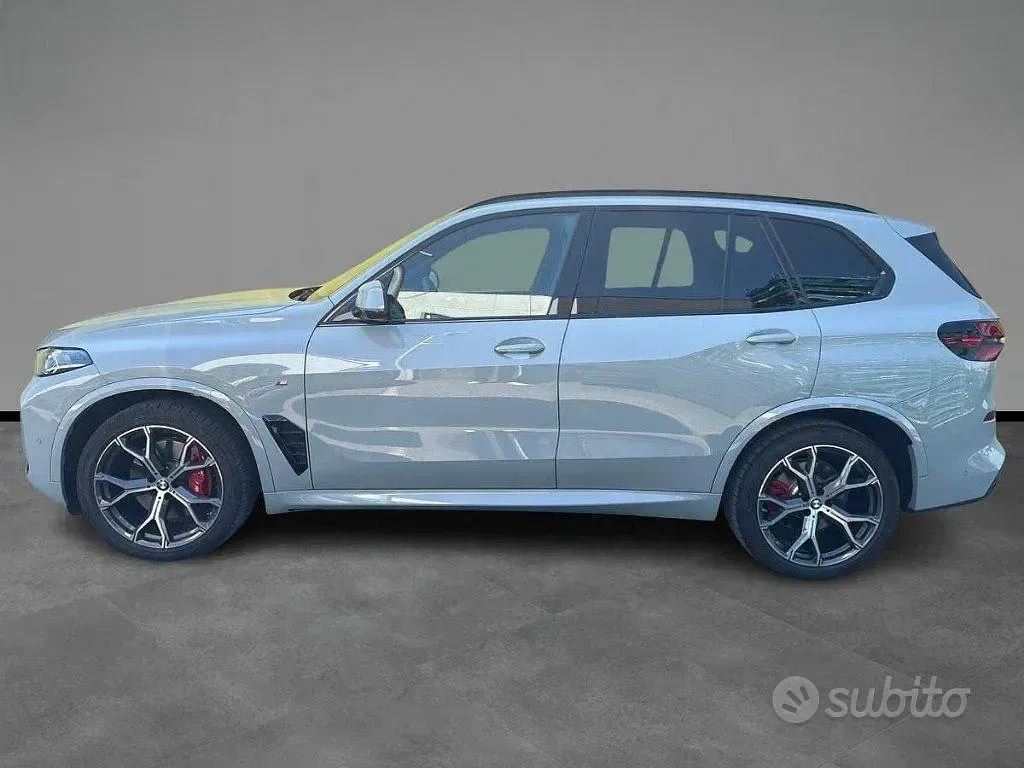 Usata BMW X5 M Sport 286 CV (210 kW) 2025 Grigio SUV