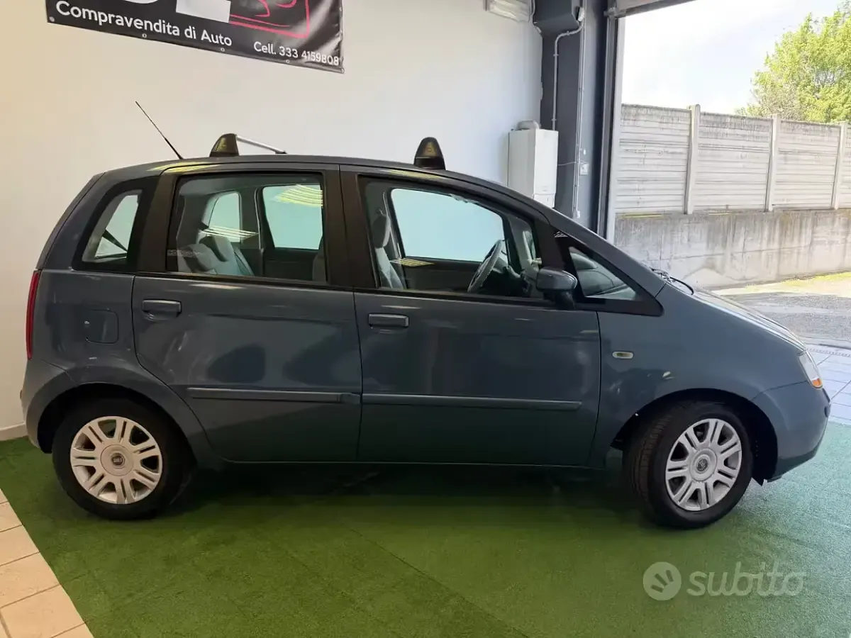 Usata Fiat Idea Dynamic 95 CV (69 kW) 2006 Bluazzurro Monovolume