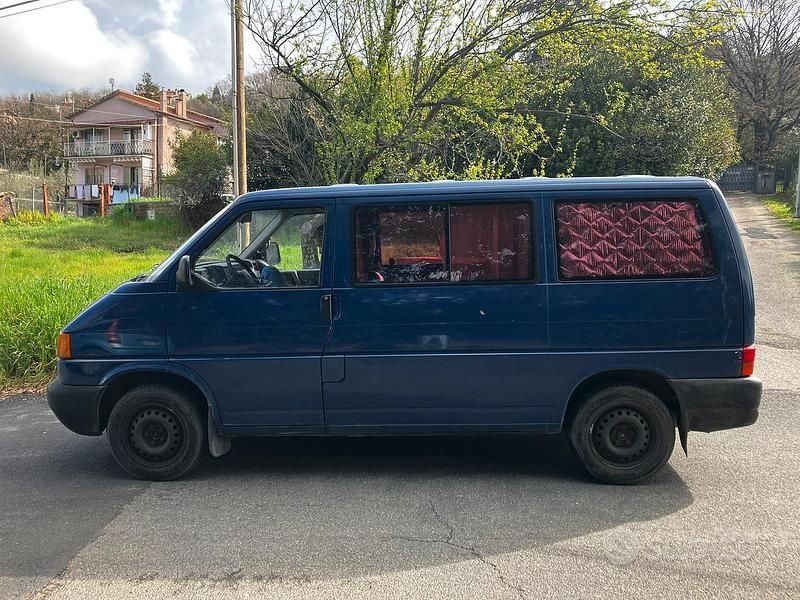 Usata VW Transporter 102 CV (75 kW) 1998 Blu Furgone