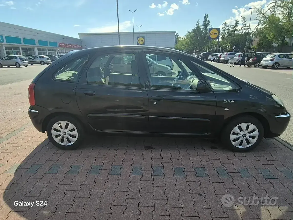 Usata Citroën Xsara 109 CV (80 kW) 2007 Nero Monovolume