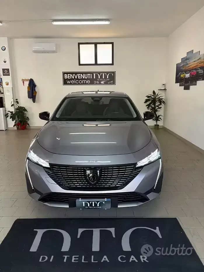 Usata Peugeot 308 GT 131 CV (96 kW) 2023 Grigio Berlina