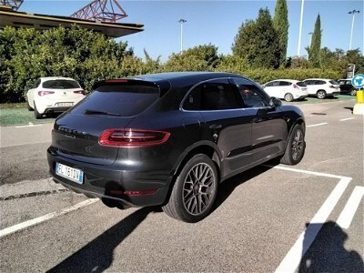 Usato 2017 Porsche Macan S 3.0 Benzin 340 CV (39.900 €)