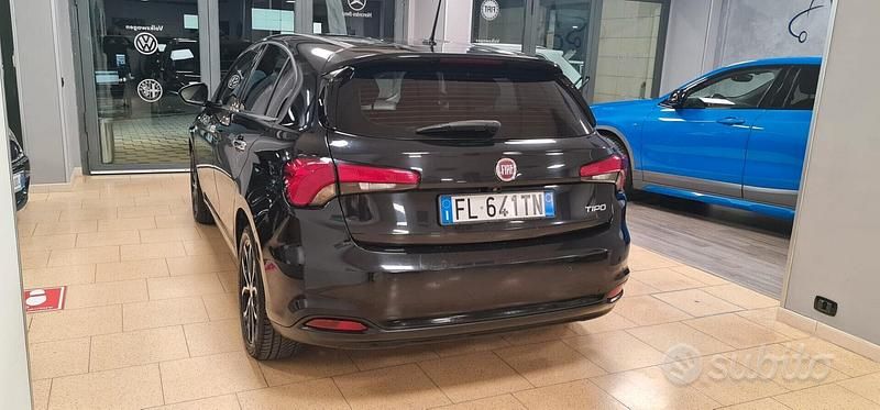 Usata Fiat Tipo Lounge 120 CV (88 kW) 2017 Other Berlina