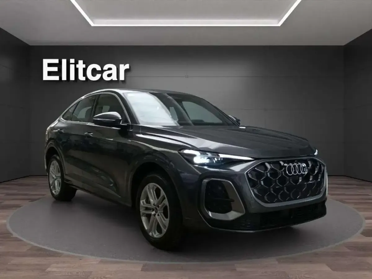 Nuova Audi Q5 S-Line 204 CV (150 kW) 2025 Vari colori SUV