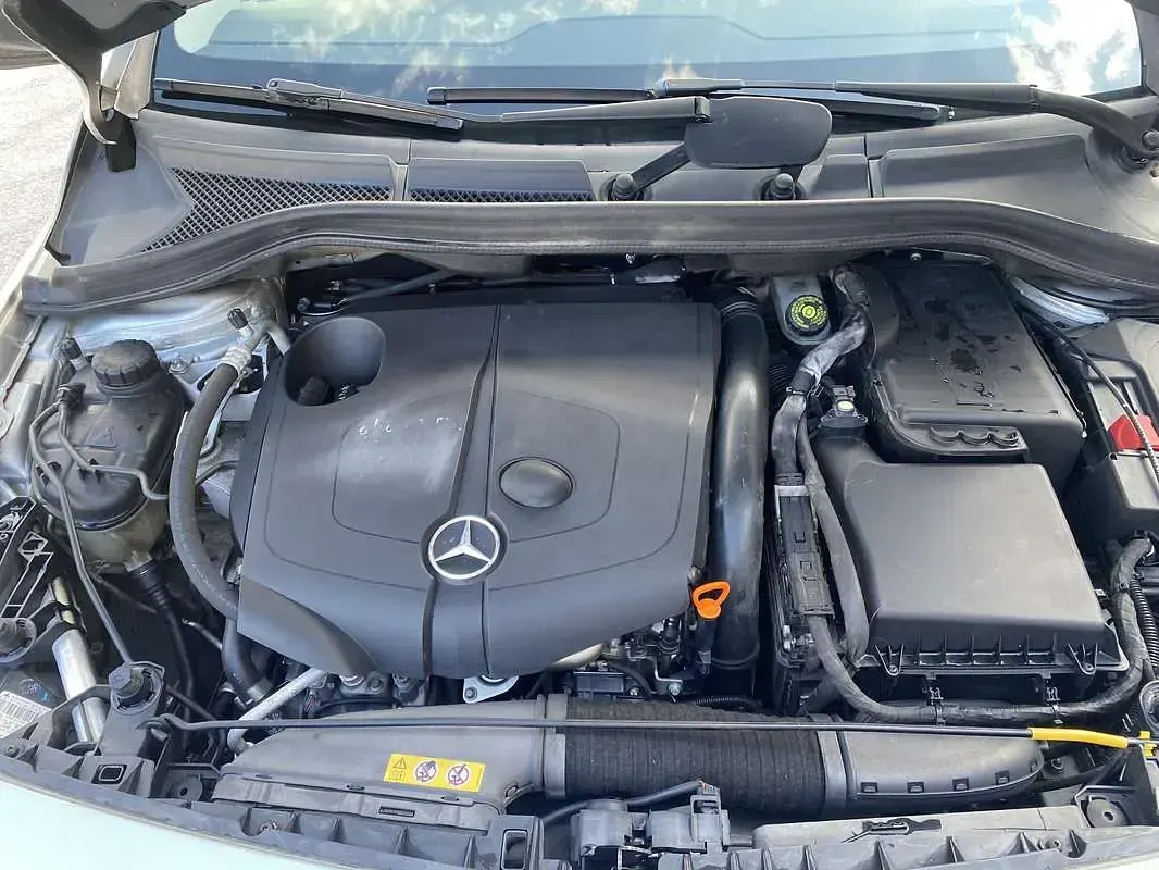 Usata Mercedes B180 Executive 109 CV (80 kW) 2013 Utilitaria