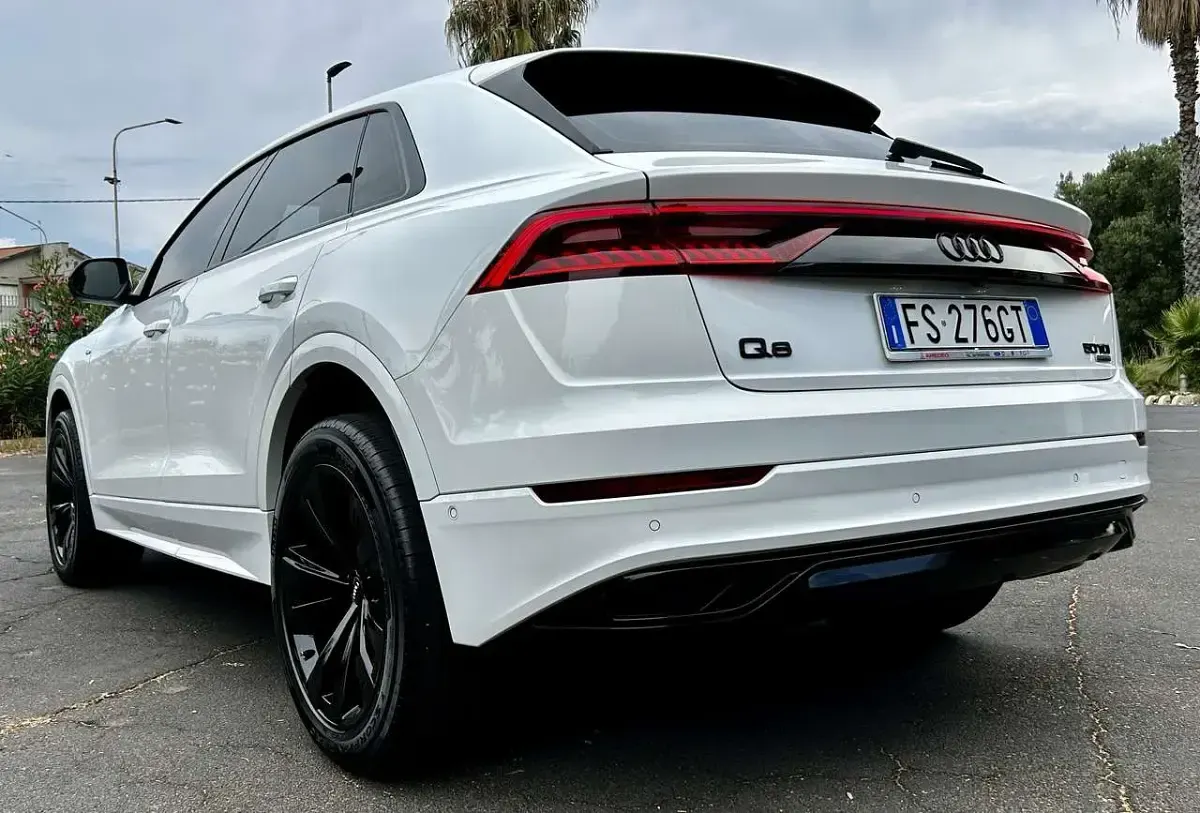 Usata Audi Q8 Sport 286 CV (210 kW) 2019 Other SUV