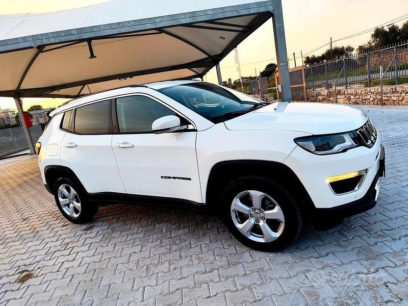 Usata Jeep Compass Limited 140 CV (102 kW) 2017 Bianco SUV