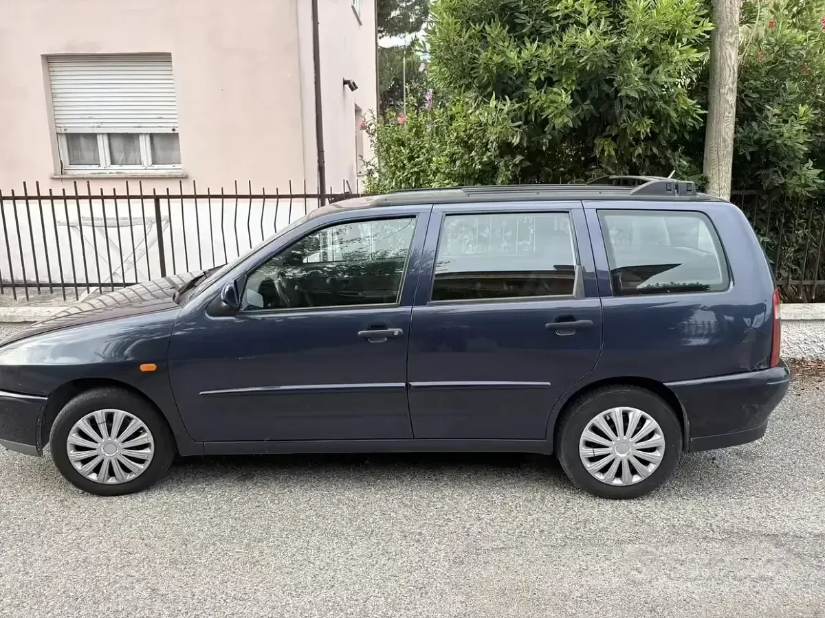 Usata VW Polo 60 CV (44 kW) 1999 Bluazzurro Station wagon