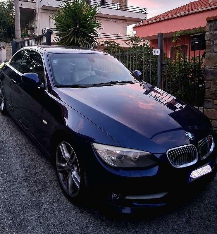 Usata BMW 320 Cabriolet 177 CV (130 kW) 2011 Blu/azzurro Cabrio