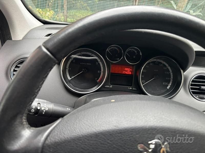 Usata Peugeot 308 95 CV (69 kW) 2009