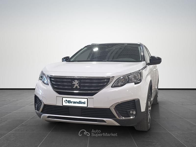 Usado Peugeot 5008 Allure 150 HP (110 kW) 2017 SUV