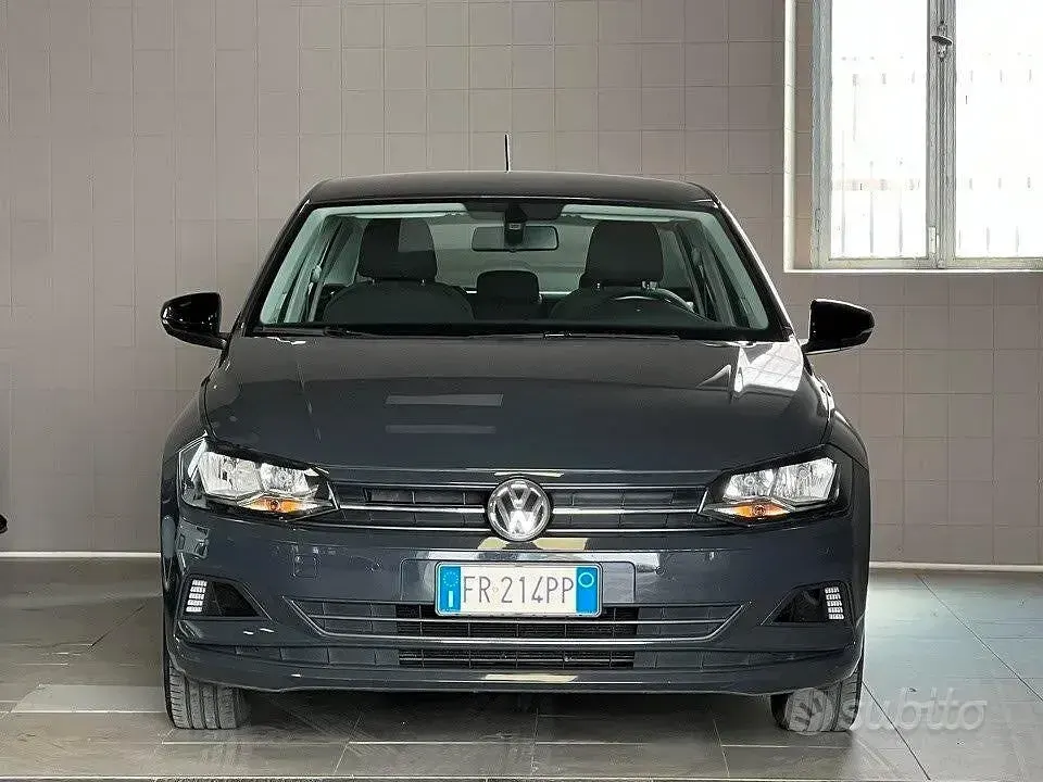 Occasion VW Polo Trendline 65 ch (47 kW) 2018 Gris Citadine
