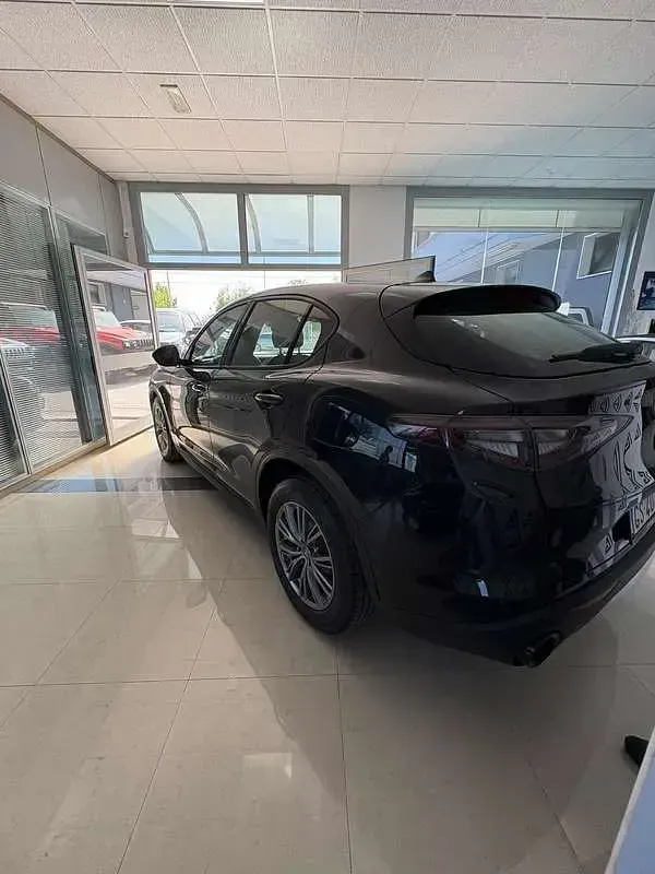 Usata Alfa Romeo Stelvio Ti 160 CV (117 kW) 2024 SUV