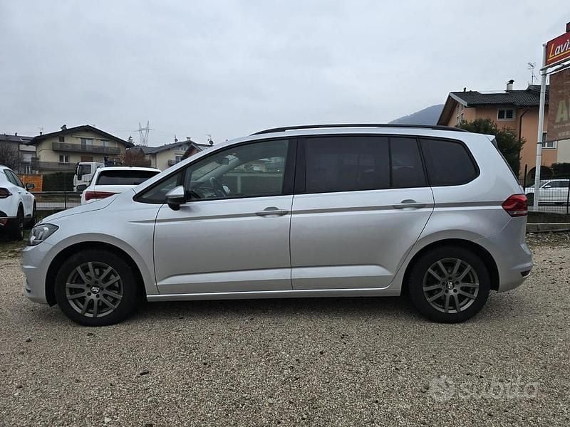Usata VW Touran 150 CV (110 kW) 2016 Grigio Monovolume