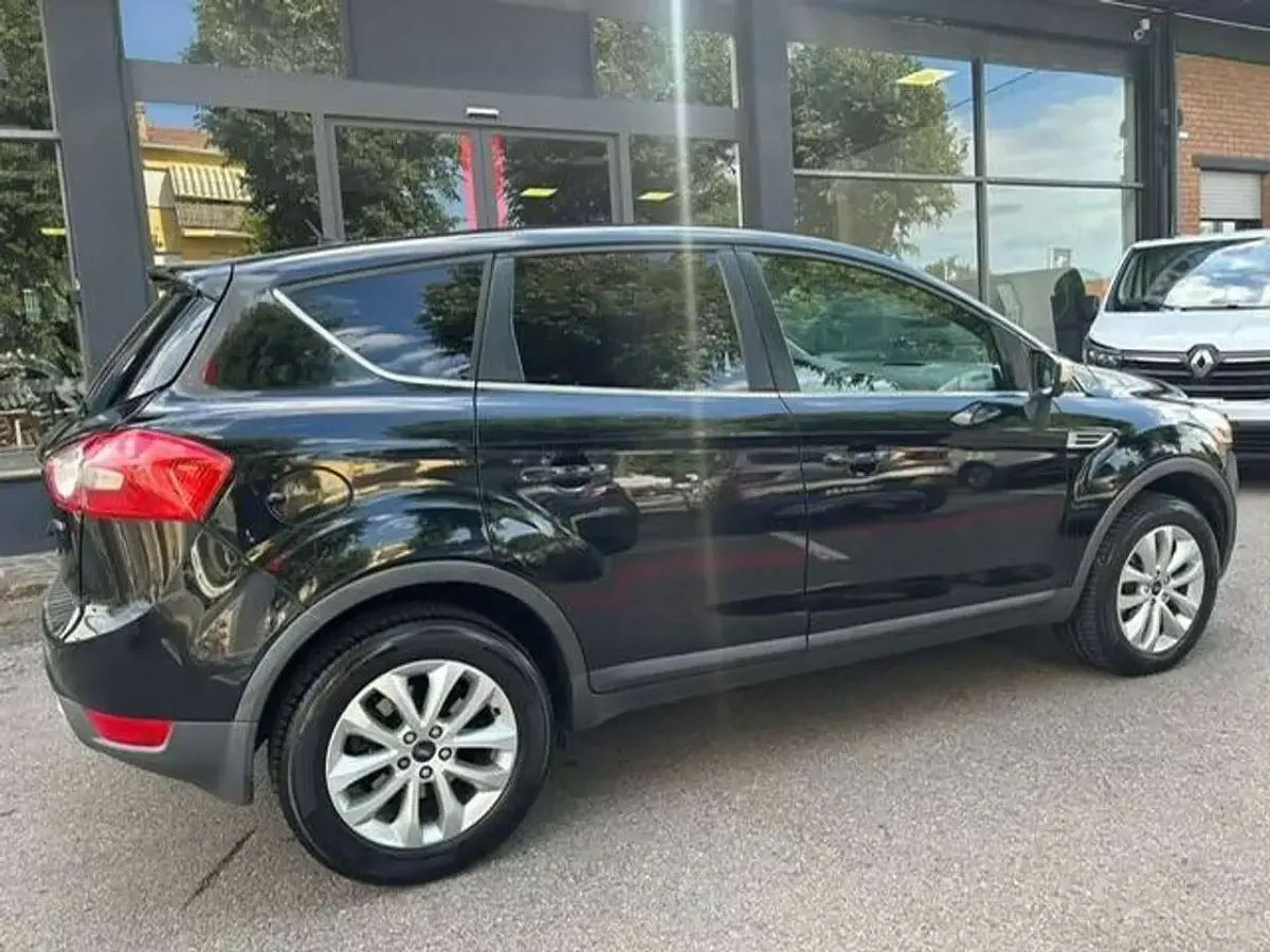 Usata Ford Kuga Titanium 140 CV (102 kW) 2010 Nero SUV