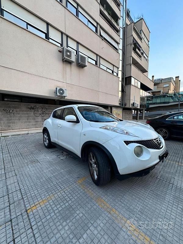 Bianco Usata 2010 Nissan Juke SUV | 5500 € (Cara) - Immagine 1/4