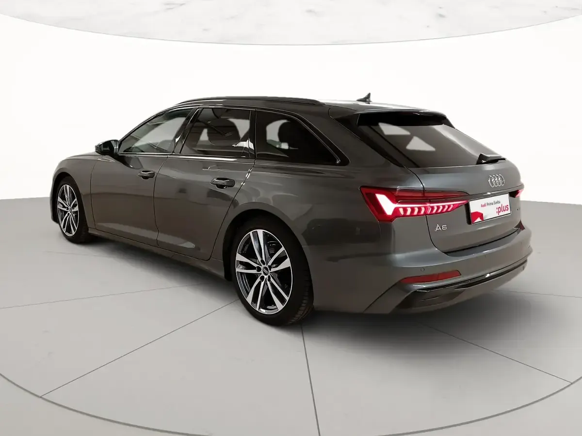Usata Audi A6 S-Line 204 CV (150 kW) 2025 Grigio daytona perlato Station wagon