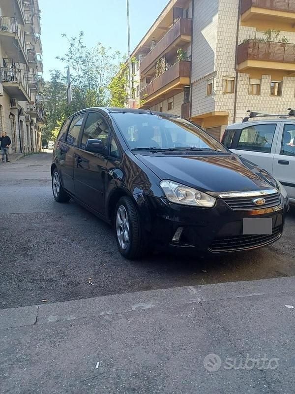 Begagnad Ford C-MAX 109 HK (80 kW) 2010 Svart Minibuss