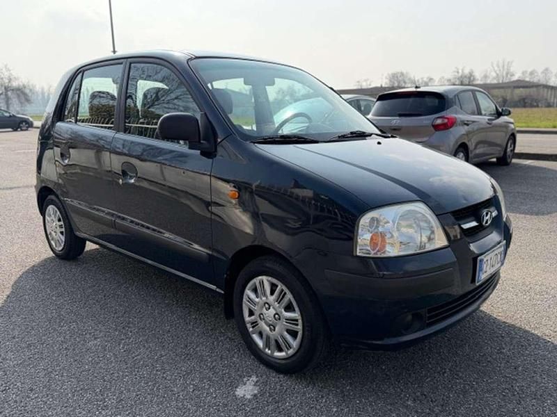 Usata Hyundai Atos Style 58 CV (42 kW) 2005 Blu/azzurro Utilitaria