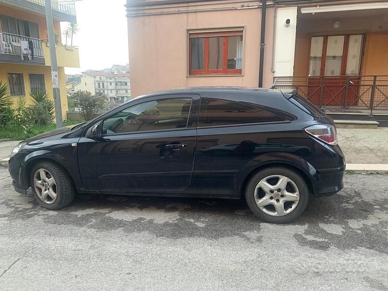 Usata Opel Astra 2007 Nero Berlina