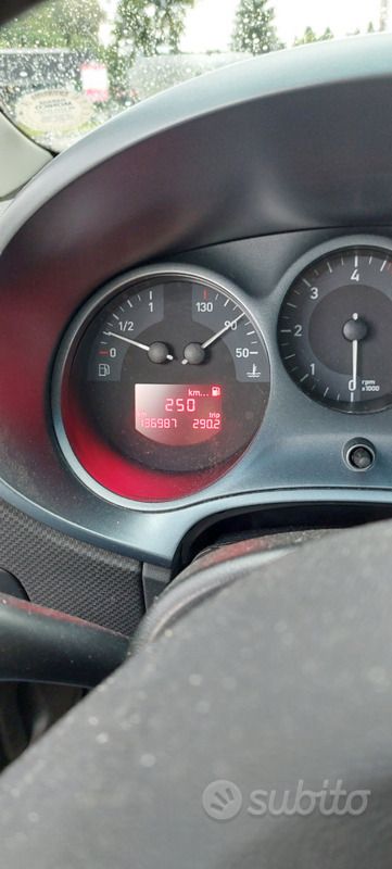 Usata Seat Leon 90 CV (66 kW) 2007 Nero Berlina