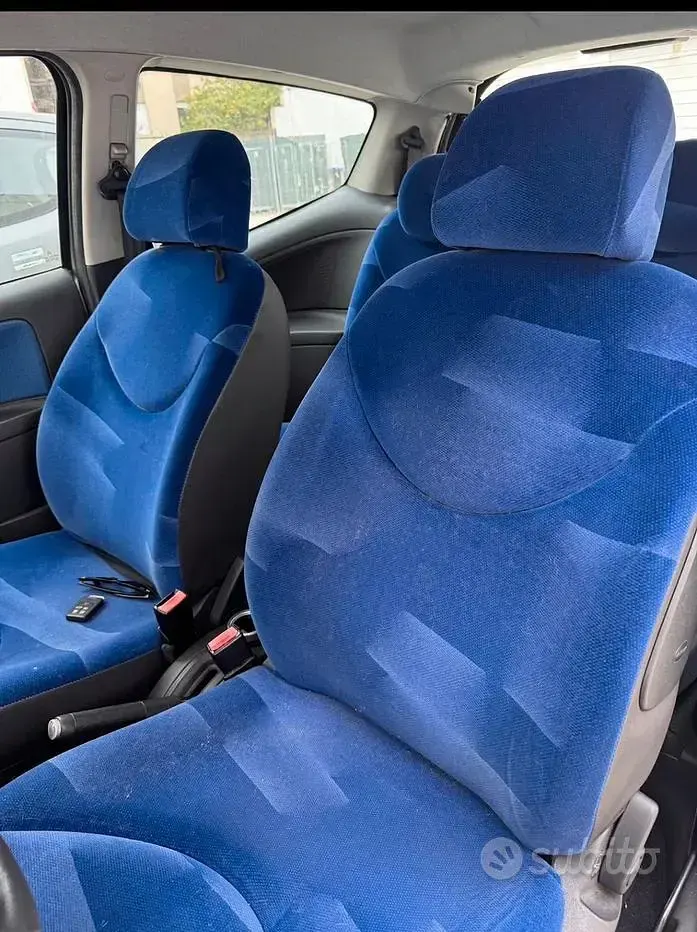 Usata Citroën C2 60 CV (44 kW) 2005 Grigio Utilitaria
