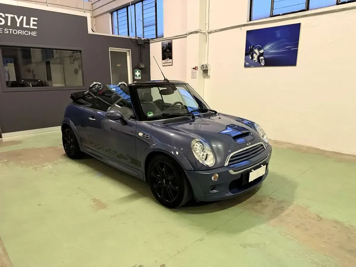 Usata Mini Cooper S Cabriolet 170 CV (125 kW) 2005 Blu/azzurro Cabrio