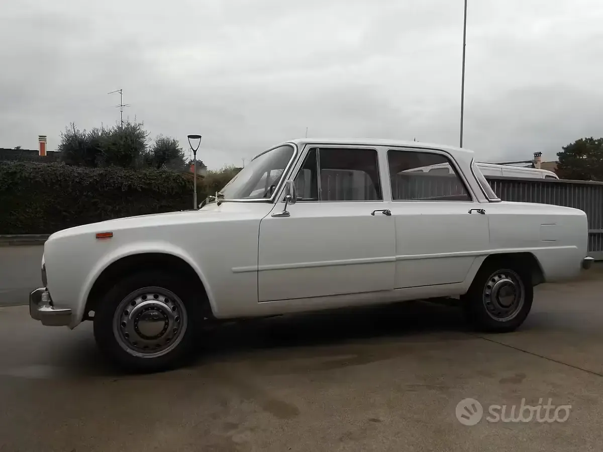 Usata Alfa Romeo Giulia 1300 Ti 84 CV (61 kW) 1960 Bianco Berlina