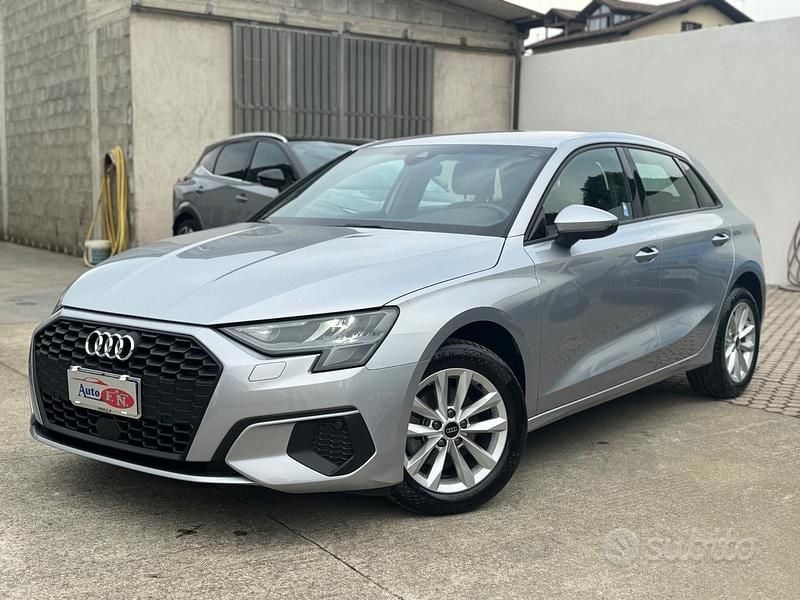 Usata Audi A3 115 CV (84 kW) 2023 Grigio Berlina