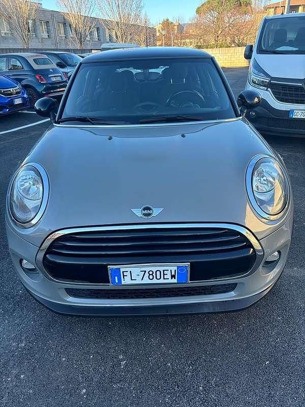 Usata Mini Cooper D Hype 116 CV (85 kW) 2017 Grigio Utilitaria