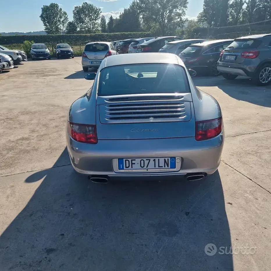 Usata Porsche 911 Carrera 325 CV (239 kW) 2007 Grigio Coupé
