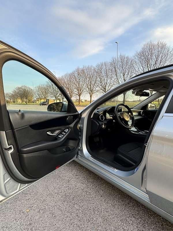 Usata Mercedes C220 Exclusive 170 CV (125 kW) 2018 Argento Station wagon