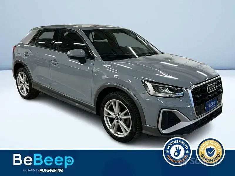 Usata Audi Q2 S-Line 150 CV (110 kW) 2021 Grigio metallizzato SUV