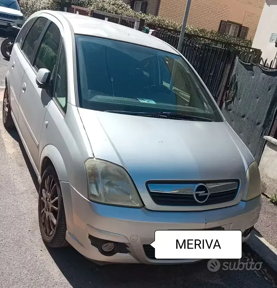 Usata Opel Meriva 90 CV (66 kW) 2009 Monovolume