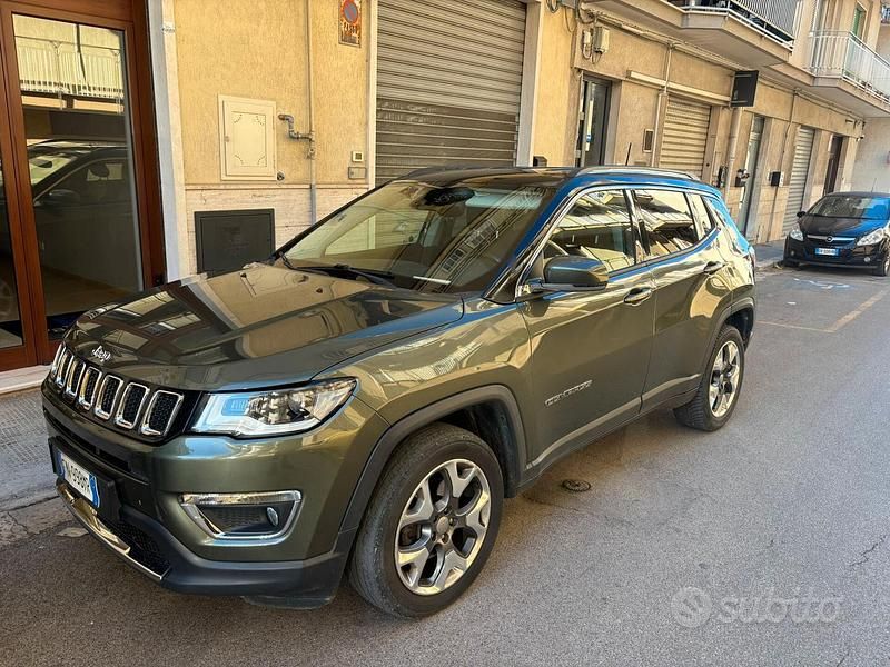 Usata Jeep Compass Limited 140 CV (102 kW) 2018 Verde SUV