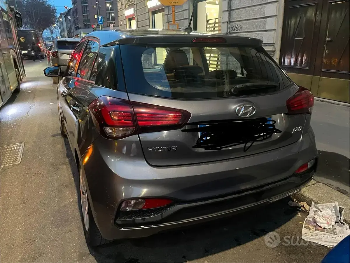 Usata Hyundai i20 85 CV (62 kW) 2019 Grigio Utilitaria