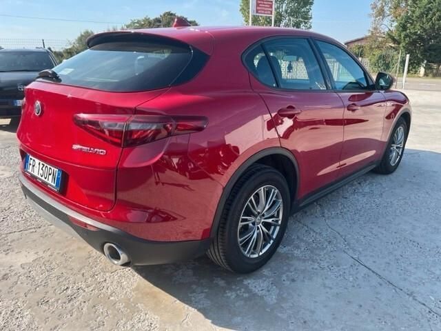 Usata Alfa Romeo Stelvio Business 179 CV (131 kW) 2018 Rosso SUV