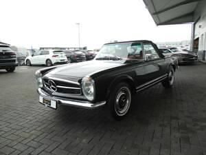Usata Mercedes 230 150 CV (110 kW) 1967 Nero Cabrio