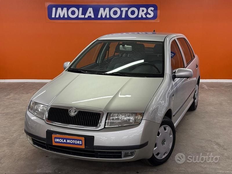 Usata Skoda Fabia Comfort 68 CV (50 kW) 2001 Grigio Berlina