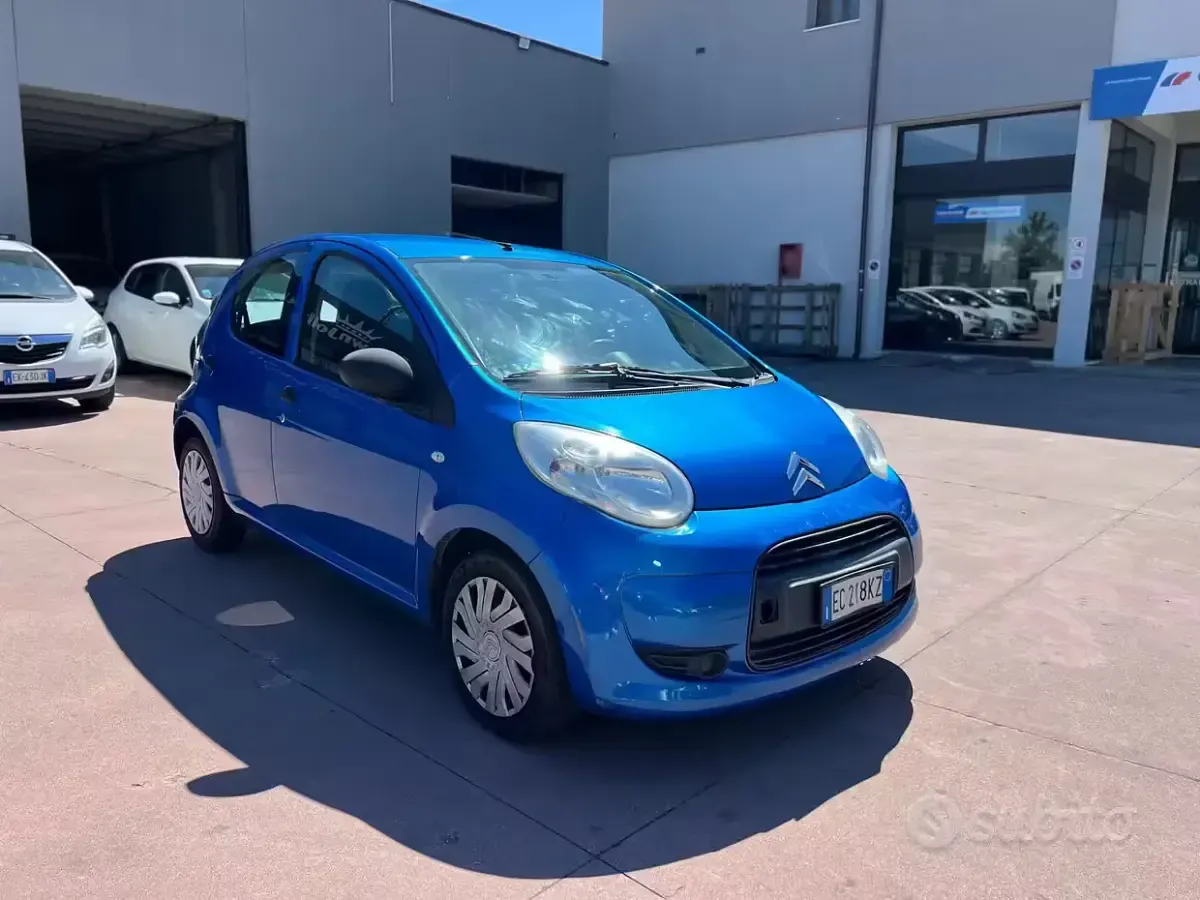 Second-hand Citroën C1 68 CP (50 kW) 2010 Albastru Hatchback