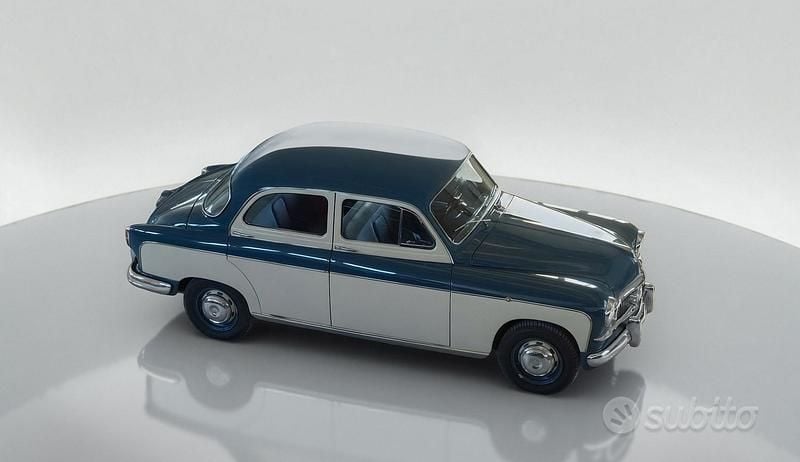Usata Fiat 1400B 1950 Blu Berlina