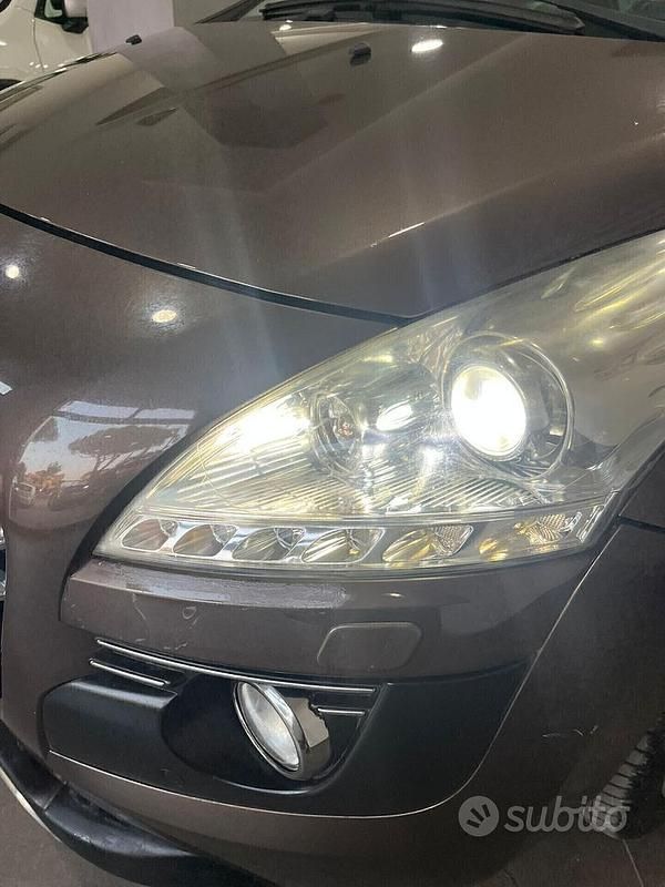 Usata Peugeot 3008 163 CV (119 kW) 2014 Marrone Station wagon