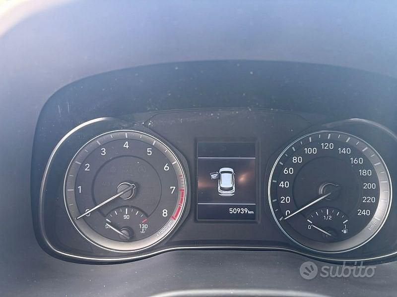 Usata Hyundai Kona 120 CV (88 kW) 2019 Grigio SUV